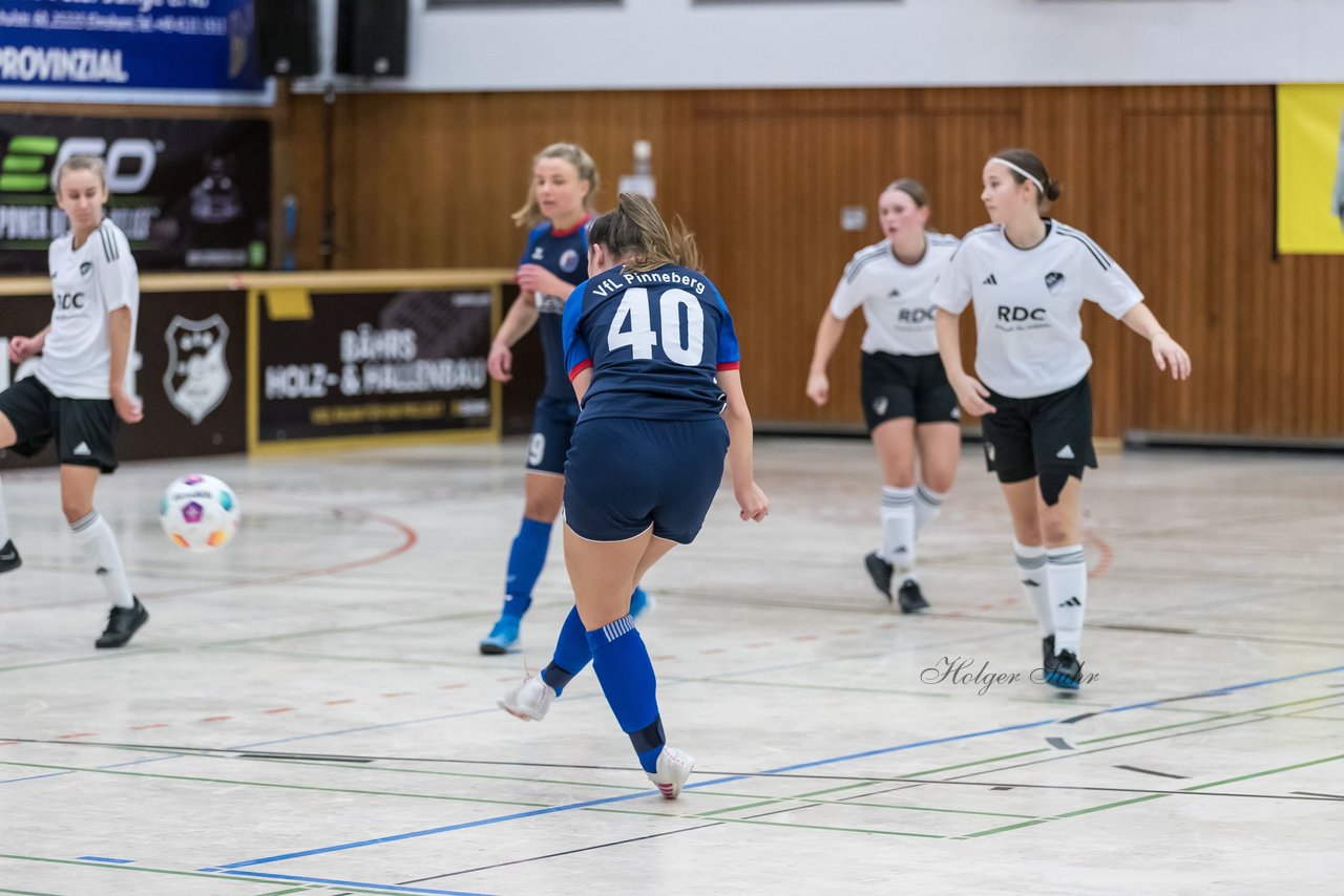 Bild 350 - VR Bank Cup Horst